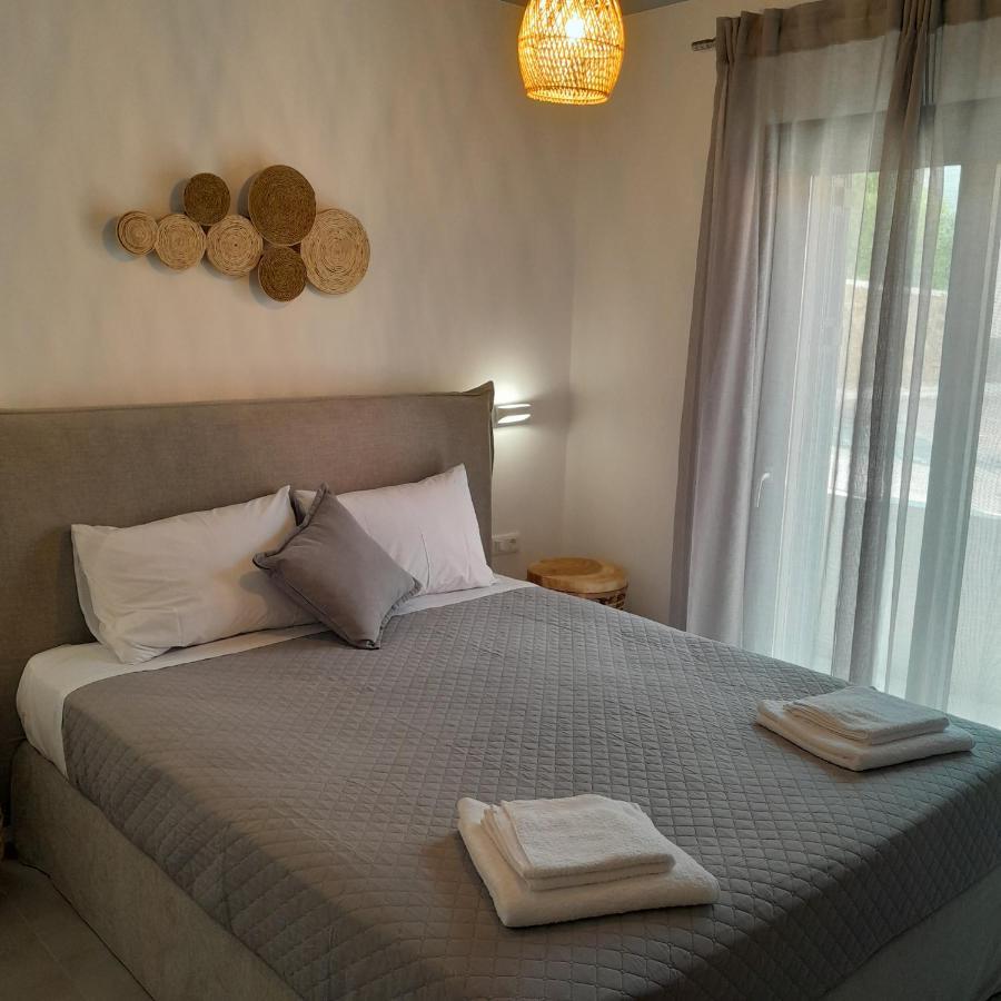 Brand New Flat Near De Bosset Bridge, Argostoli Apartment Exterior photo